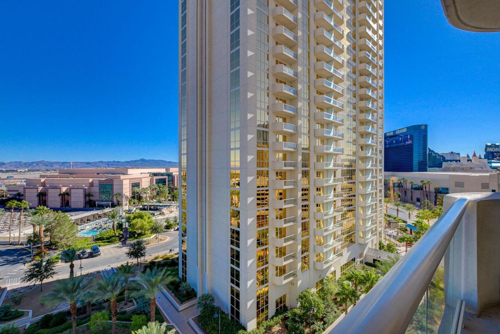 Luxe 702 Mgm Signature With Balcony Лас-Вегас Экстерьер фото